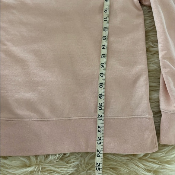 The North Face Heritage Patch Light Pink Crewneck Sweatshirt - Picture 4 of 5